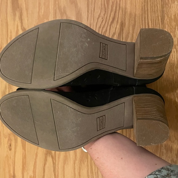Toms Black Suede Open Toe Ankle Booties - Size 8 - Picture 5 of 5